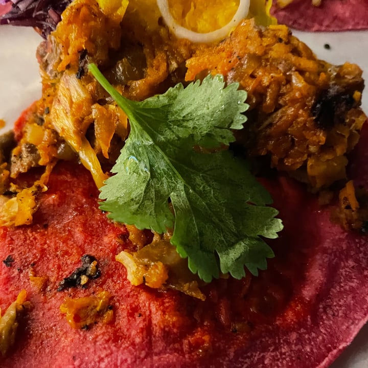 photo of La Pitahaya Vegana Tacos De Pastor shared by @liliwaldo on  01 Apr 2022 - review