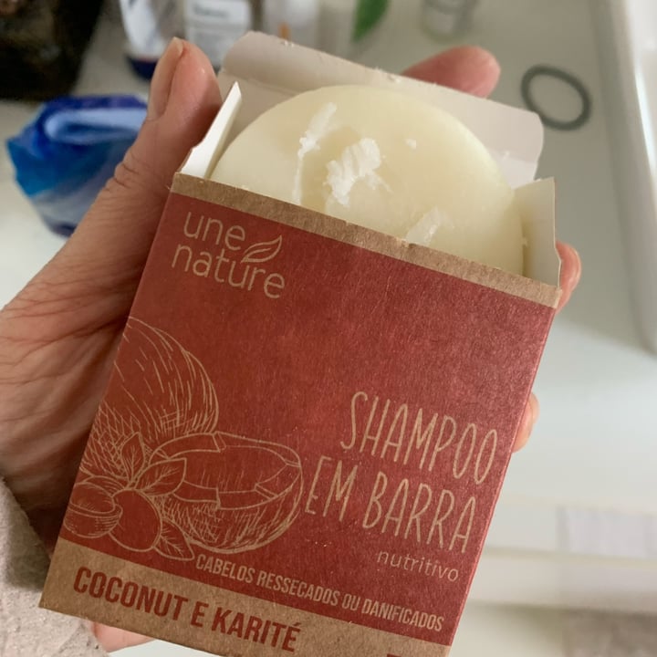 photo of Une nature shampoo em barra coconut e karite shared by @nutriamandacamargo on  15 Jun 2022 - review