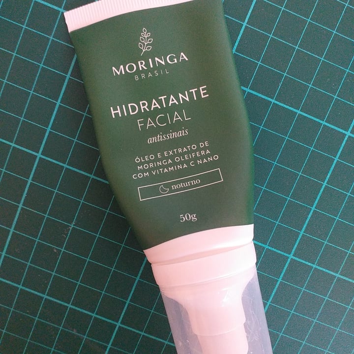 review photo of Moringa Brasil Hidratante facial antissinais shared by @simonevg on 16 Apr 2022 - review
