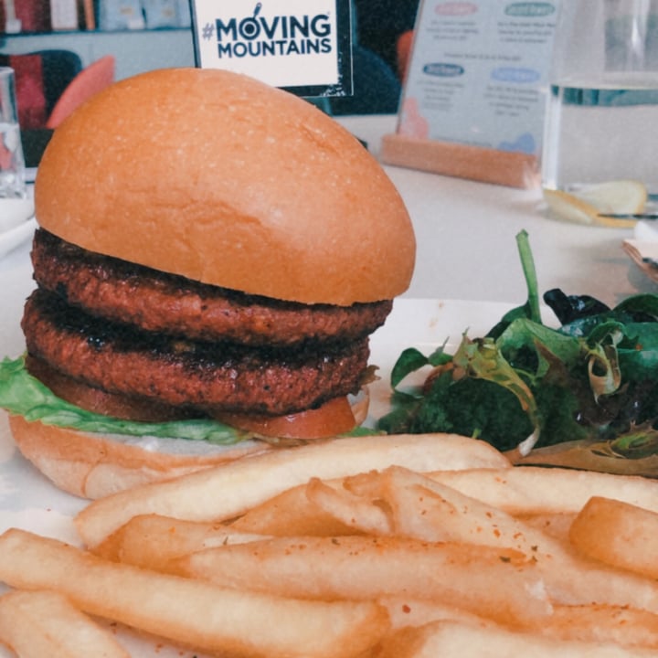 photo of Green Common Singapore Rendang Burger shared by @belleeats on  26 Jan 2021 - review