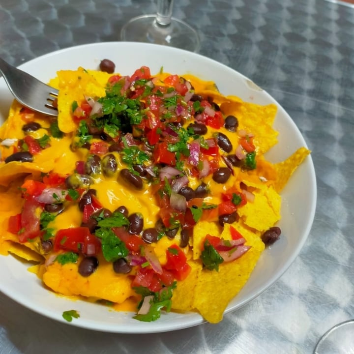 photo of La Raposa nachos shared by @robertabi on  16 Oct 2022 - review