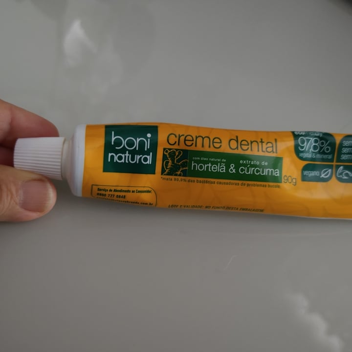 photo of Boni natural Creme Dental De Hortelã E Cúrcuma shared by @zoraia on  12 Jun 2022 - review