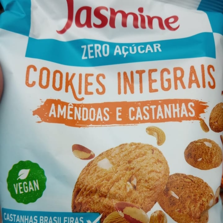 review photo of Jasmine cookie integral de amêndoa e castanha zero açúcar shared by @cam1la on 04 May 2022 - review