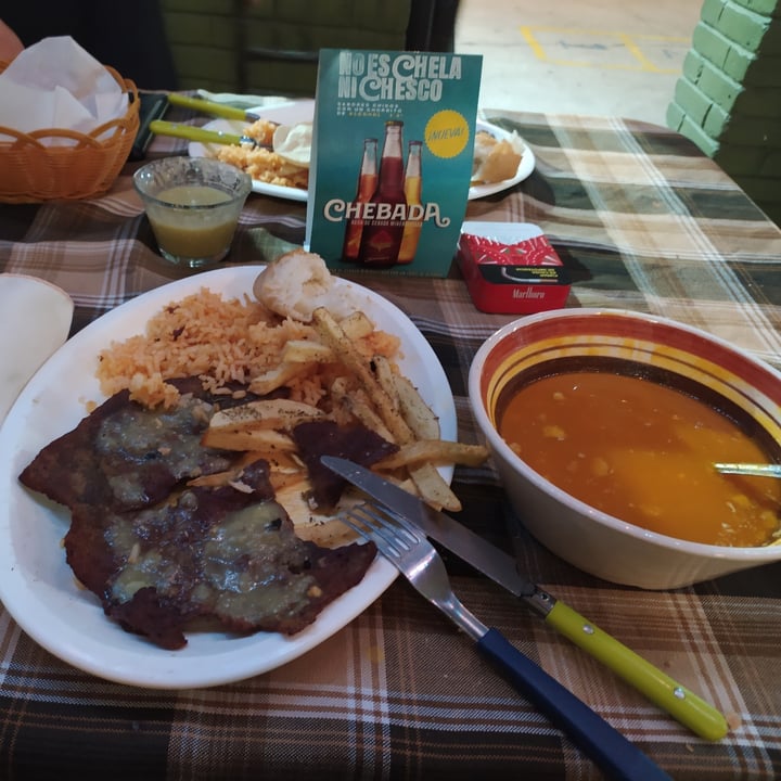 review photo of "La catrina" Café Milanesa de lenteja shared by @olafasolecabra on 22 May 2020 - review