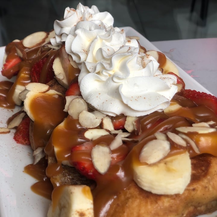 review photo of Gia Vegan Pastry Shop Dulce De Leche French Toast shared by @glorianacalvo on 17 Sep 2021 - review