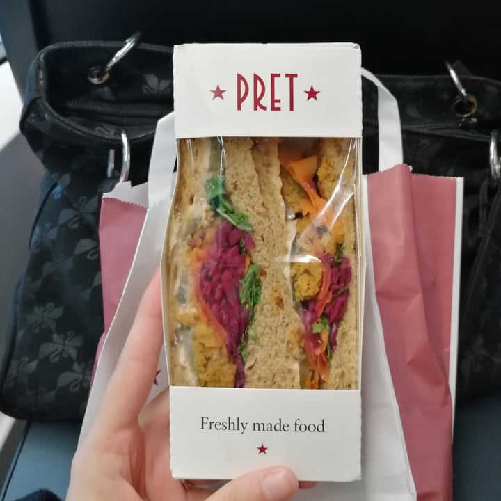 photo of Pret A Manger Smoky Carrot & falafel shared by @bradipina on  18 May 2022 - review