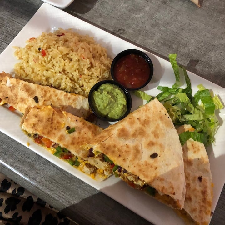 photo of Hometown Sports Grill Vegan Quesadilla shared by @kattak on  18 Oct 2020 - review