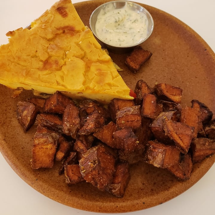 review photo of Hark! Cafe Fritata shared by @jenicalyonclapsaddle on 07 Nov 2021 - review