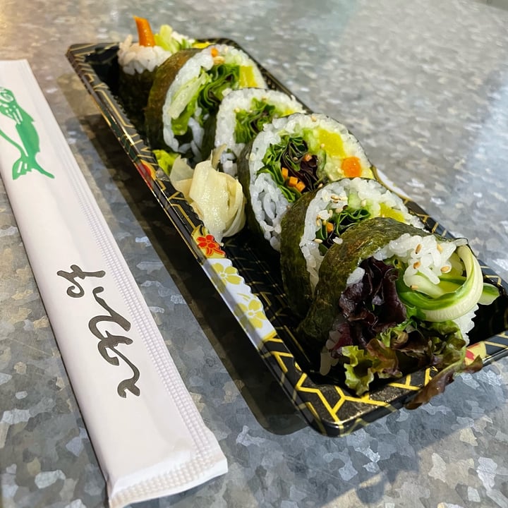 photo of Ginzaro Sushi Vegetable Roll shared by @vivalaviolet on  13 Jun 2022 - review