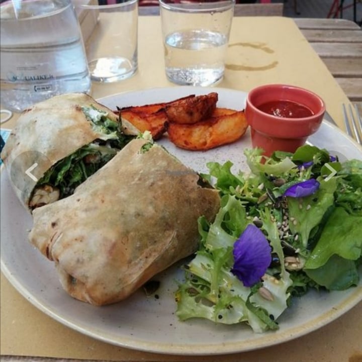 photo of Aromaticus Tempeh Ceasar Wrap shared by @straycat on  13 Mar 2022 - review