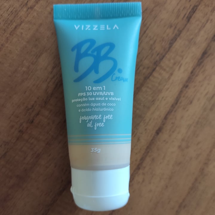 photo of Vizzela Cosméticos BB Cream Vizella shared by @ysanuit on  02 Dec 2022 - review