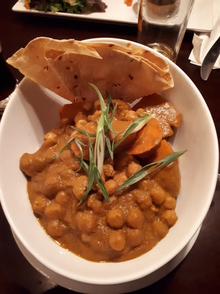 photo of Coach and Horses (Temporarily closed) Butter chickpea curry shared by @smashy on  26 Feb 2019 - review
