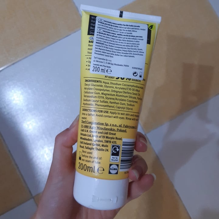 photo of Cien Nourishing Shower Gel with Babassu Oil shared by @criisfdez on  13 Nov 2021 - review