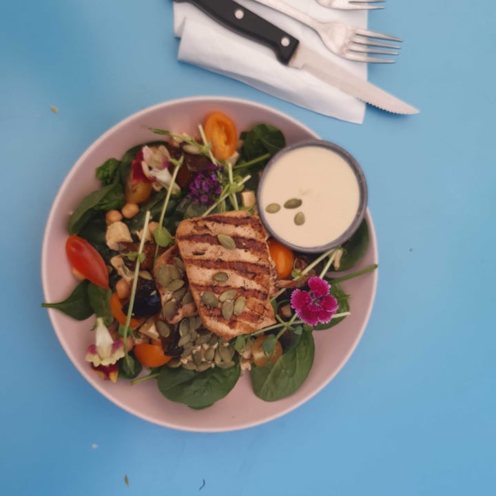 review photo of Flora & Fauna Bondi Bowl shared by @medinabello on 16 Dec 2022 - review