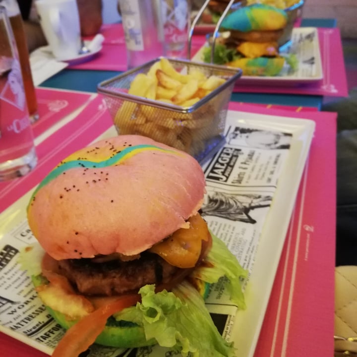 review photo of Freedom Cakes Hamburguesa Chicken shared by @martabassignani on 03 Jan 2022 - review