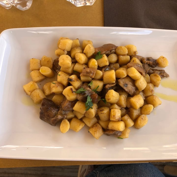 photo of Una Terrazza in Toscana (Temporarily closed) Gnocchi ai porcini shared by @samghi on  07 Sep 2021 - review