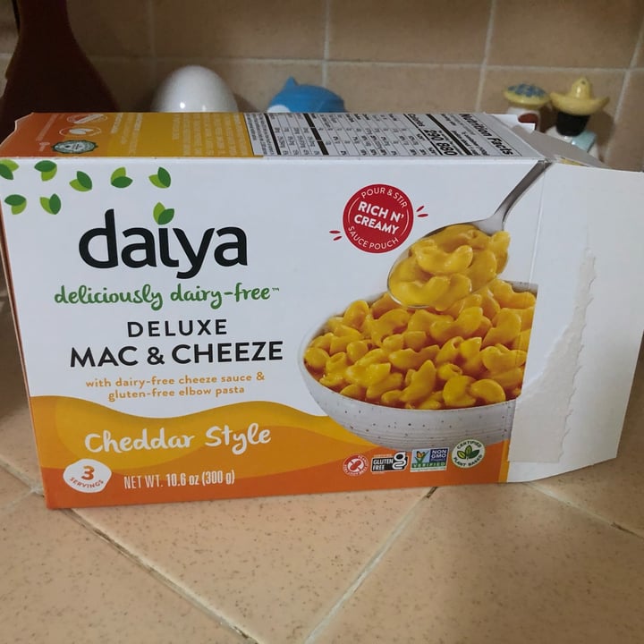 photo of Daiya Cheddar Style Deluxe Cheezy Mac shared by @jamj13 on  19 Aug 2022 - review