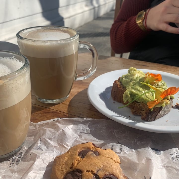 review photo of Artemisia Tostón con palta shared by @ariagosti on 20 Jul 2021 - review