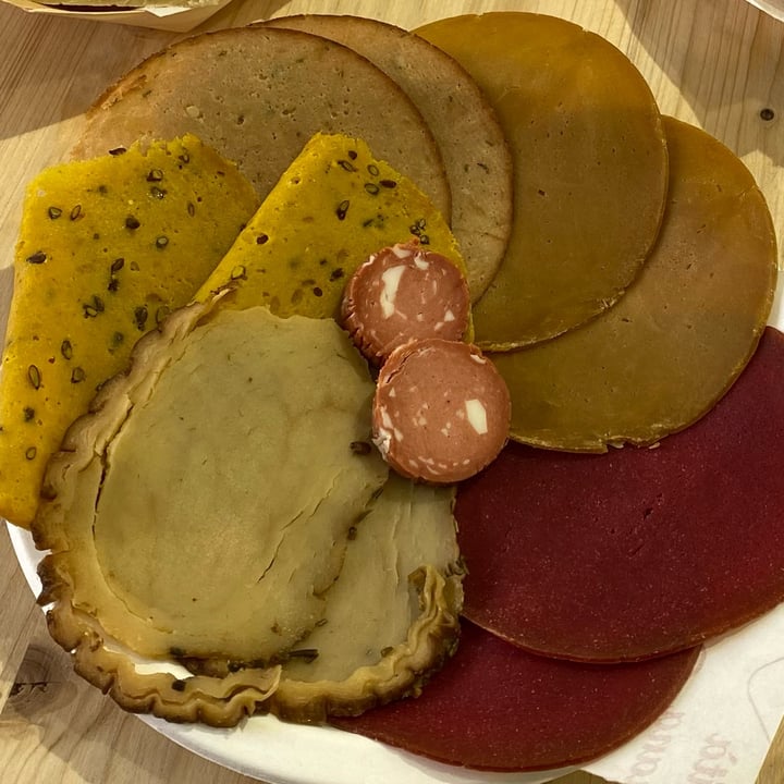 review photo of Vegustibus Colazione di Pasqua shared by @unveganocometrainer on 18 Apr 2022 - review