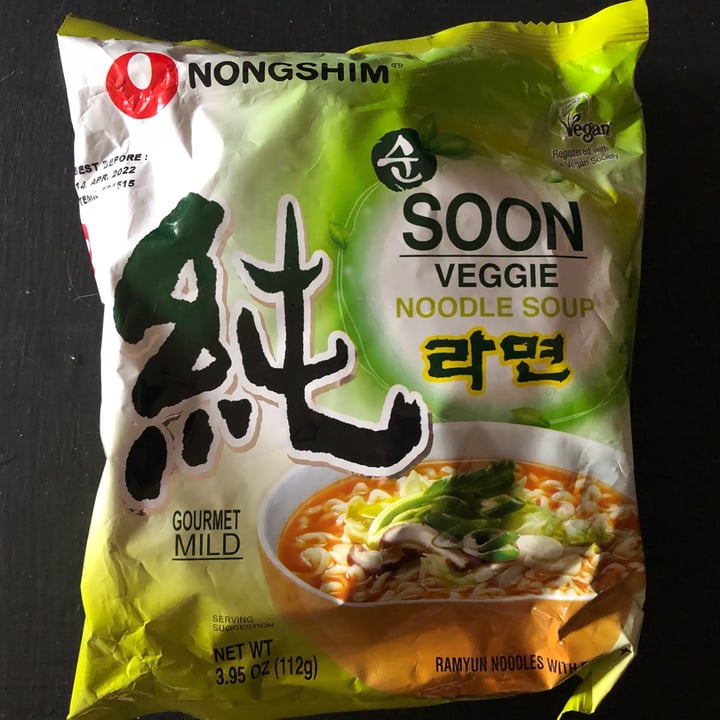 photo of NONGSHIM (농심) SOON VEGGIE RAMYUN NOODLE SOUP shared by @isabelinzunzaa on  12 Oct 2021 - review