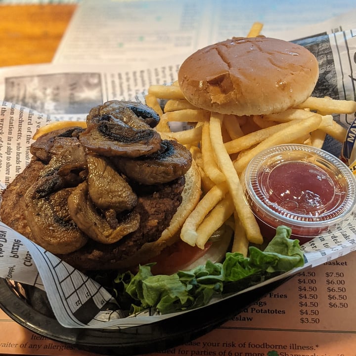 photo of Lonigans Saloon Nightclub & Grill, An Irish Pub Vegan Black Bean Burger shared by @iszy on  18 Jun 2022 - review