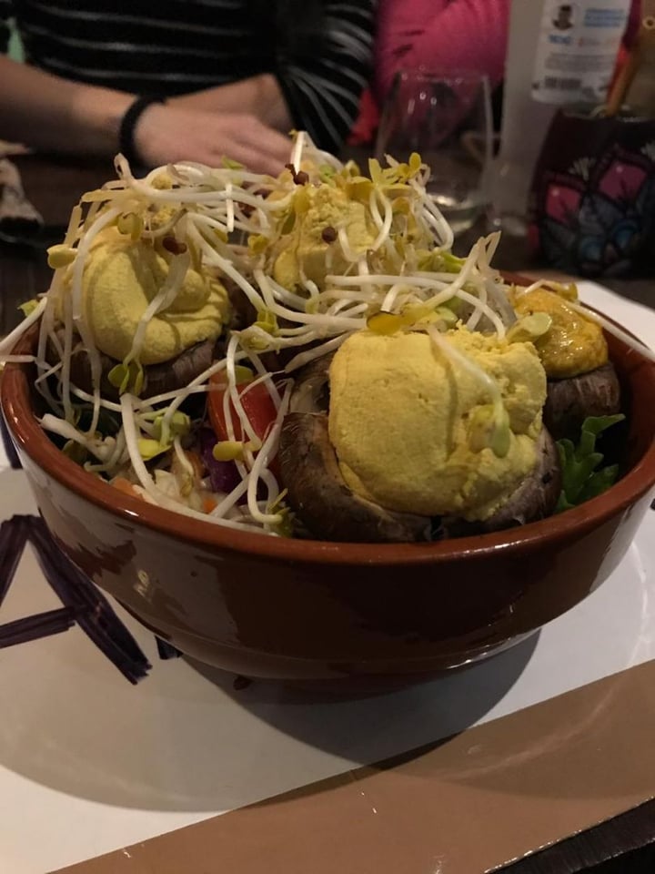 review photo of Estilo Veggie Ensalada Hongos Raw shared by @evelyn2292 on 06 Aug 2019 - review