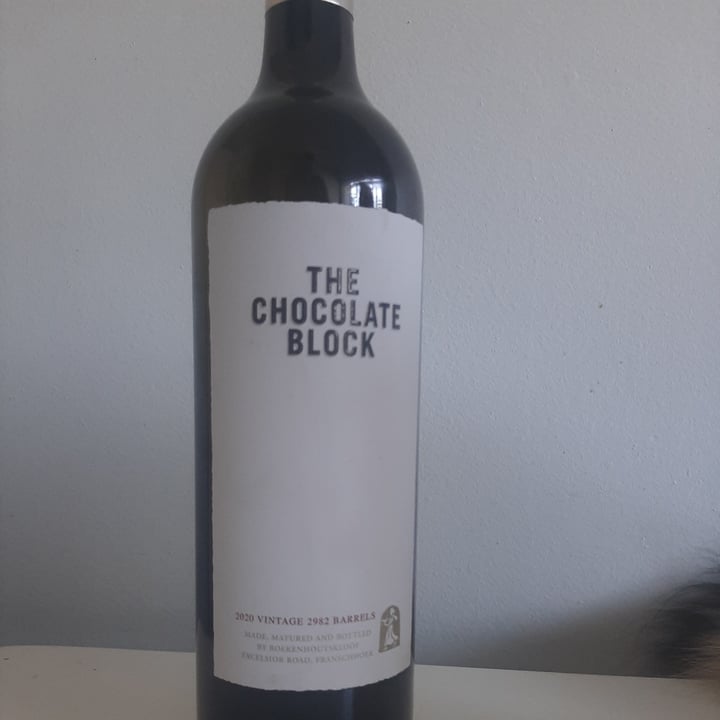 photo of Chocolate block Wine shared by @divdtuin on  14 Nov 2021 - review