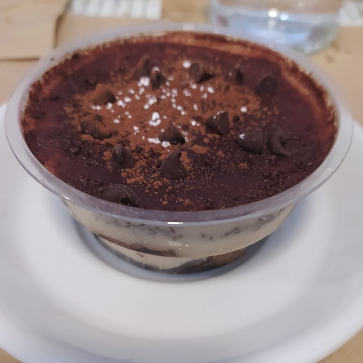 photo of Dolce Pizza y Los Veganos Tiramisu De Cafe shared by @teysis on  15 May 2021 - review