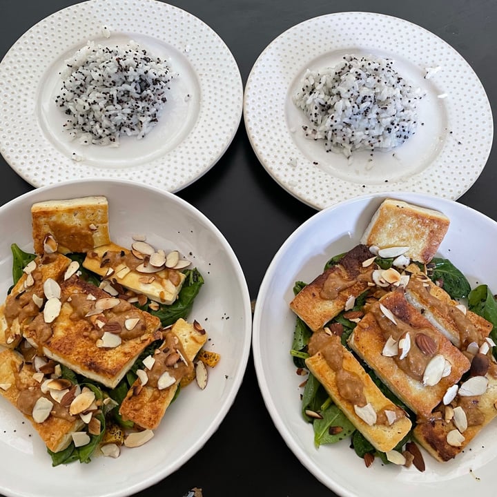 review photo of Purple Carrot Hoisin Tofu Steaks with Sticky Rice and Spinach Poppy Seed Salad shared by @emilystrong221 on 10 Mar 2021 - review