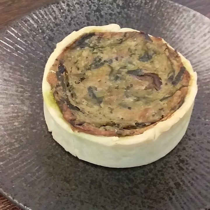 photo of Hvala CHIJMES Mushroom Quiche shared by @bexenc on  10 Mar 2022 - review