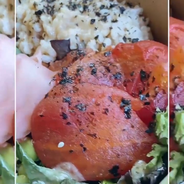 photo of Shift Eatery Poke Bowl shared by @brunowho on  19 Dec 2020 - review