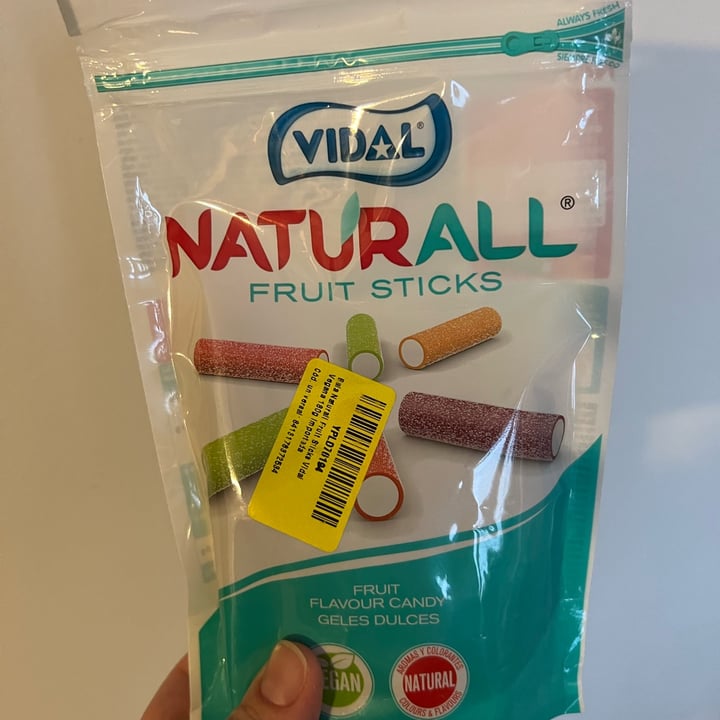 photo of natutall fruit sticks bala shared by @naiaralsribeiro on  27 May 2022 - review