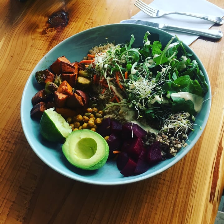 review photo of Whole Foods Market 365 Vegan Ranch salad dressing shared by @topangak on 30 Jun 2020 - review