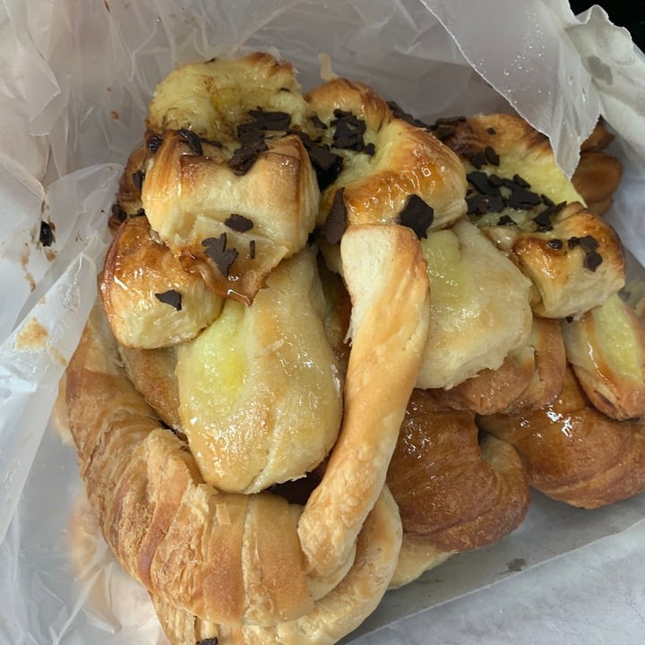 photo of Panaderia Sweet Facturas shared by @maralopez1980 on  01 Dec 2021 - review