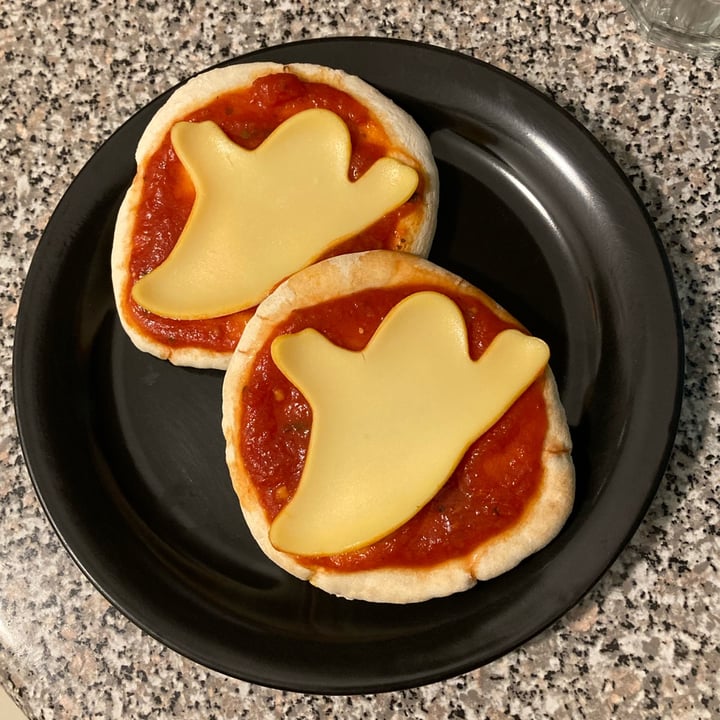 review photo of Daiya Smoked Gouda Style Slices shared by @shlumpadinka on 05 Nov 2022 - review