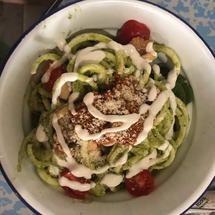 photo of Quinoa Bar Vegetarià Bowl espaguetis de calabacín shared by @wildflowerjewellery on  25 Jul 2021 - review
