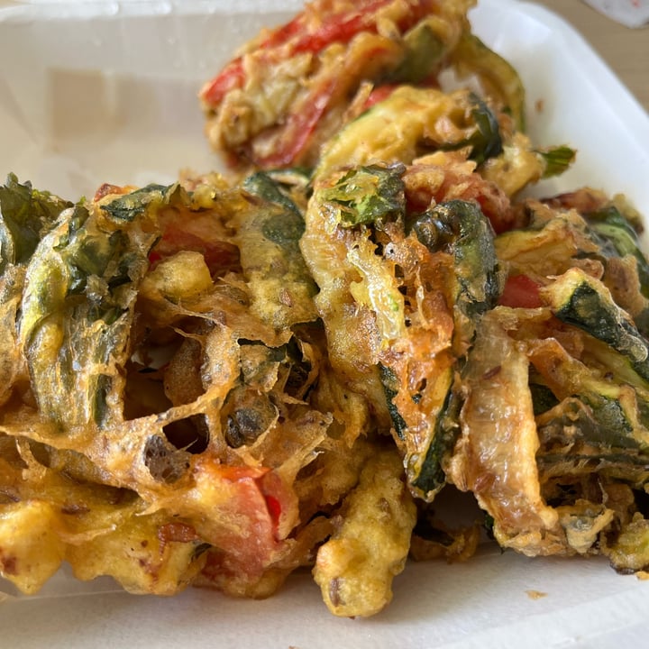photo of Go Vegan Cafe mixed veg fritters shared by @preethiness on  13 Jun 2022 - review