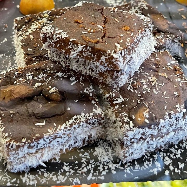 photo of VegAmore Brownie shared by @loveg on  22 Apr 2022 - review