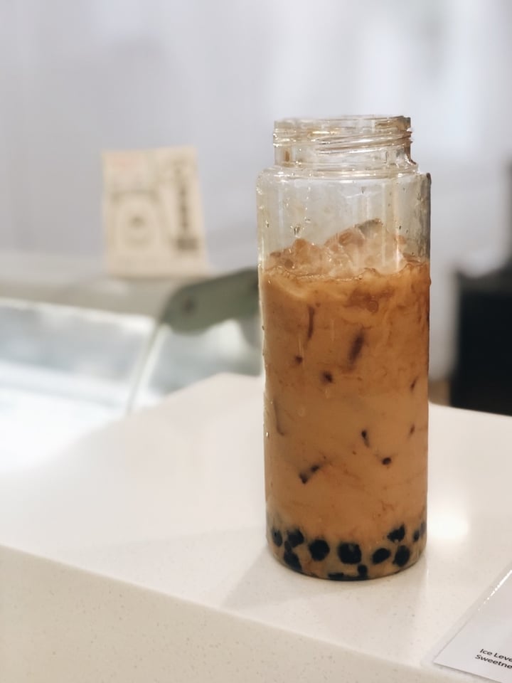 photo of Mong Cha Cha Cafe 梦茶茶 Earl Grey Black Sugar Boba Mylk Tea shared by @consciouscookieee on  06 Feb 2020 - review