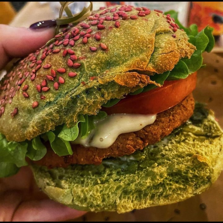 photo of Flower Burger Elf Burger shared by @serenitaz on  28 Nov 2021 - review