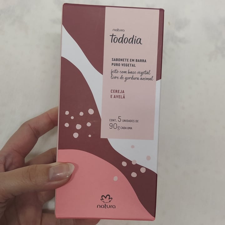 review photo of Natura Sabonete cereja e avelã shared by @meg4ever on 29 May 2022 - review