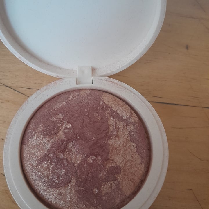 photo of Cosmyfy Basic Marble Illuminante - Athena Parthenos shared by @tini on  15 Jun 2022 - review