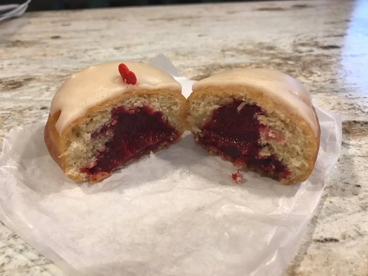 photo of Glam Doll Donuts Vegan Femme fatale shared by @dianna on  20 Oct 2019 - review