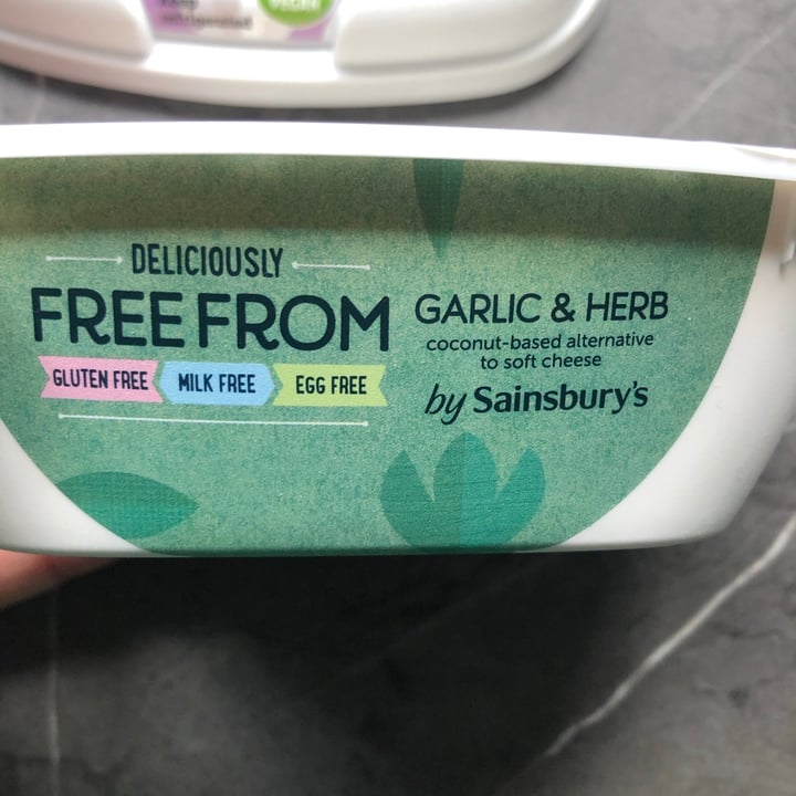 review photo of Sainsbury's Deliciously Free From Garlic & Herb shared by @catscanfly on 26 Apr 2020 - review