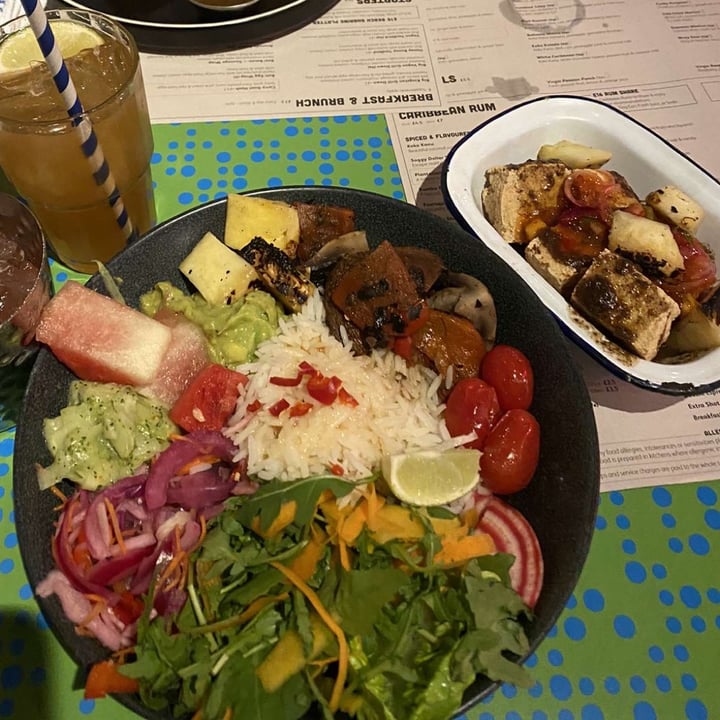 photo of Turtle Bay Ealing Tofu Buddha Bowl shared by @zanzi on  19 Oct 2020 - review