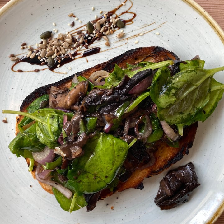 photo of Bohemia Spinach & Mushrooms on Toast shared by @kathrynmoir on  15 Jul 2021 - review