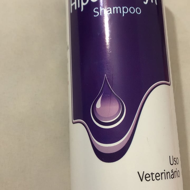 photo of hipoalersyn shampoo pet shared by @pallasathena on  14 May 2022 - review