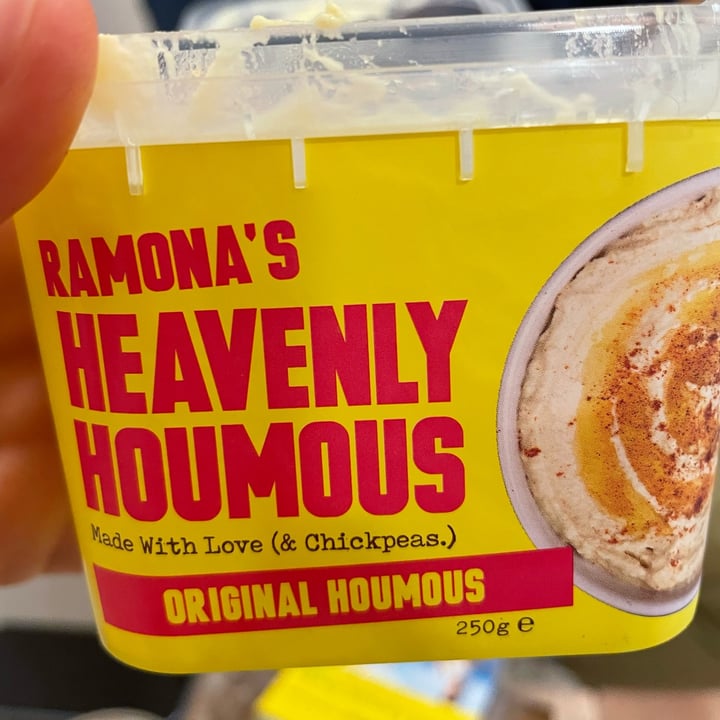 photo of Ramona's heavenly houmous original shared by @pa0lag on  28 Apr 2022 - review