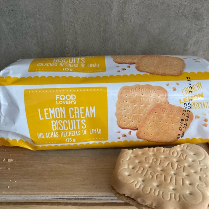 photo of Food Lover’s Market Lemon Creams shared by @ctfloof on  16 Oct 2021 - review