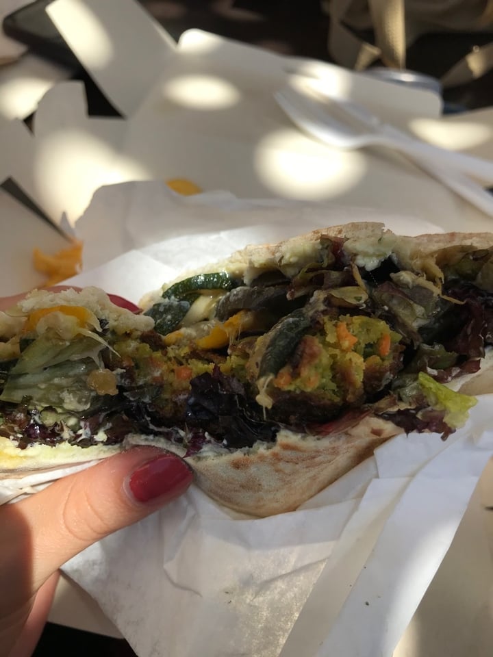 photo of Hervíboro Cocina Vegana Falafel Wrap shared by @saharaxfade on  11 Feb 2020 - review